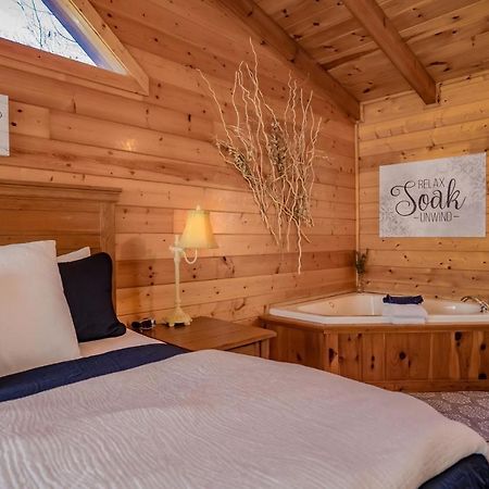 *Family Friendly Cabin Near Dollywood! Pigeon Forge Εξωτερικό φωτογραφία