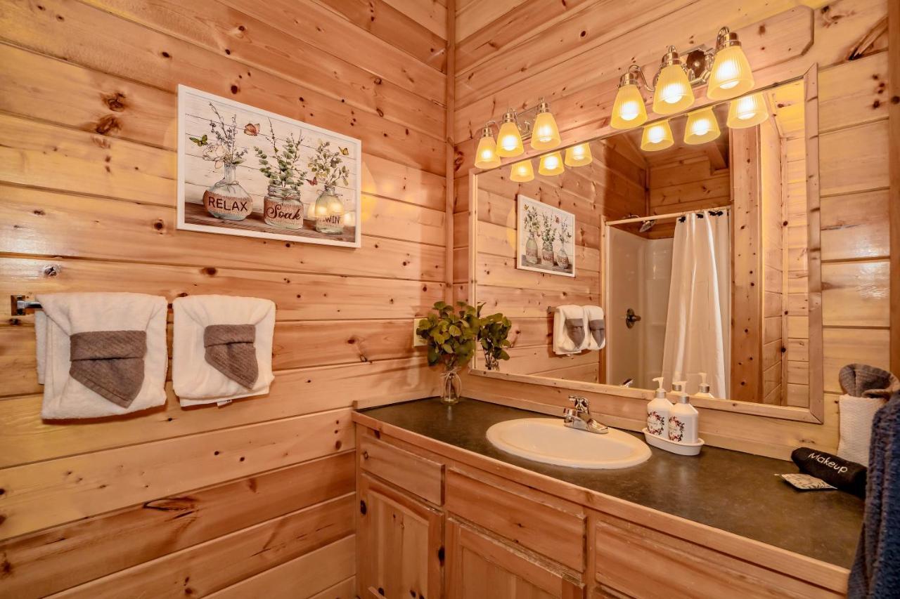 *Family Friendly Cabin Near Dollywood! Pigeon Forge Εξωτερικό φωτογραφία